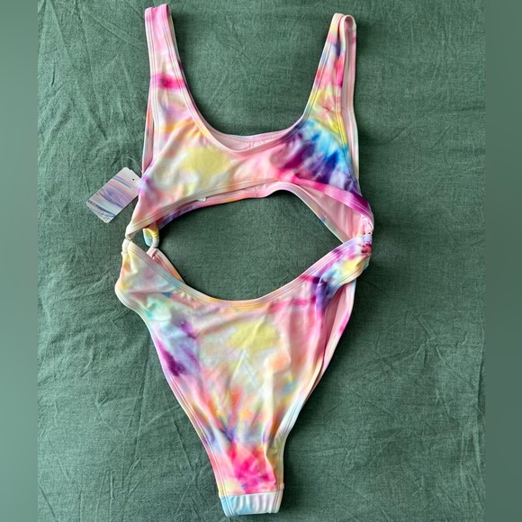 Forever 21 Bathing Suit - Picture 2 of 4